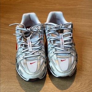 Nike p-6000  CNPT metallic silver red